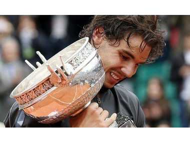 El Ple de la corporació municipal felicita Rafel Nadal per la seva  setena victòria en el Roland Garros