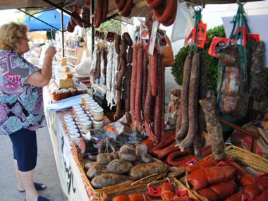LA VARIETAT DE PRODUCTES EXPOSATS, EIX CENTRAL DE LA FIRA NOCTURNA DE SON MACIÀ 