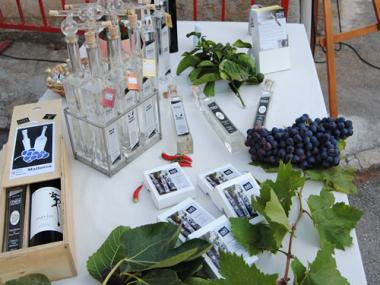 LA VARIETAT DE PRODUCTES EXPOSATS, EIX CENTRAL DE LA FIRA NOCTURNA DE SON MACIÀ 