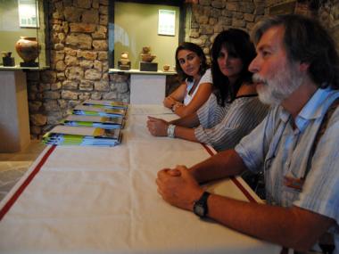 RECEPCIÓ DE BENVINGUDA ALS PARTICIPANTS DE LA TROBADA INTERNACIONAL D’ESPECIALISTES D’ENTERRAMENTS EN CALÇ 