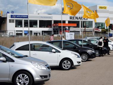 XII FIRA DE VEHICLES D'OCASIÓ DE  MANACOR, ÈXIT DE COTXES  EXPOSATS I DE VISITANTS 