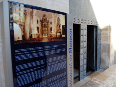 RENOVACIÓ DE LES SENYALITZACIONS DEL CENTRE DE LA CIUTAT I INSTAL·LACIÓ DE MONÒLITS INFORMATIUS I PATRIMONIALS