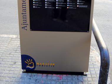 RENOVACIÓ DE LES SENYALITZACIONS DEL CENTRE DE LA CIUTAT I INSTAL·LACIÓ DE MONÒLITS INFORMATIUS I PATRIMONIALS