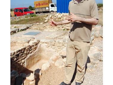 DESCRIPCIÓ DELS TREBALLS ARQUEOLÒGICS A REALITZAR DURANT LA CAMPANYA DE 2013 A SON PERETÓ