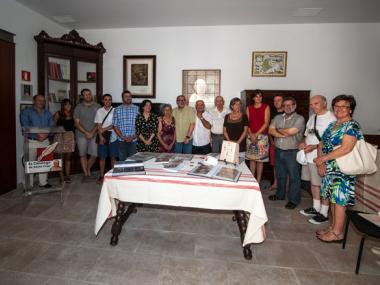 ACTE DE DONACIÓ DELS BÉNS DE L'ASSOCIACIÓ CULTURAL ES CANONGE DE SANTA CIRGA  A  LA  INSTITUCIÓ PÚBLICA  ANTONI M. ALCOVER