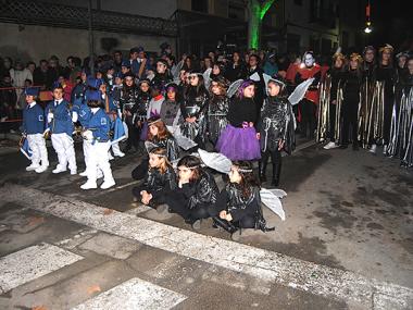 ELS REIS MAGS ARRIBAREN A MANACOR CARREGATS D’IL-LUSIÓ I MILERS DE REGALS 