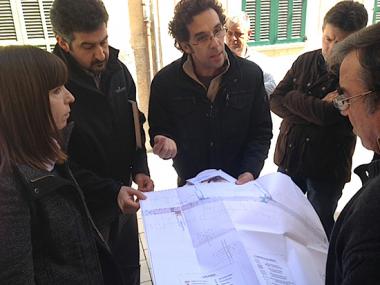 CANVI DE PAVIMENT I NOVA XARXA D'AIGUA POTABLE EN EL CARRER FRANCESC GOMILA DE MANACOR