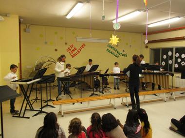 El Conservatori Municipal de Manacor i el CEIP Simó Ballester s’apleguen per celebrar la música i el Nadal