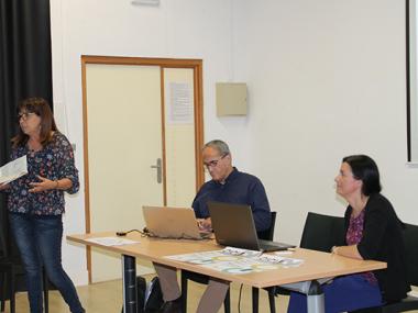 El cicle de xerrades per a l’emprenedoria comença amb un divertit anàlisi dels diferents models de negoci