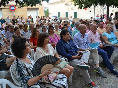 El pregó de Mateo Duran dibuixa la transformació turística de Porto Cristo i dóna el sus a les festes