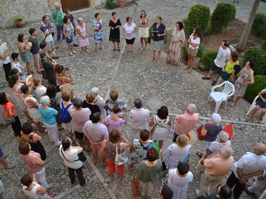 L’exposició 1, 2, 3, mira a càmera! explica com es feien les fotos en els antics estudis de fotografia de Manacor