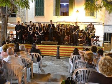 El concert de la Banda de Música i els pregó de l’apotecària Margalida Mayol omplen d’orgull les festes de Son Macià