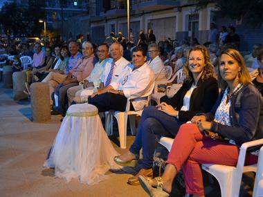 La història dels inicis del turisme i els ritmes de la banda de música marquen l’inici de les festes de s’Illot