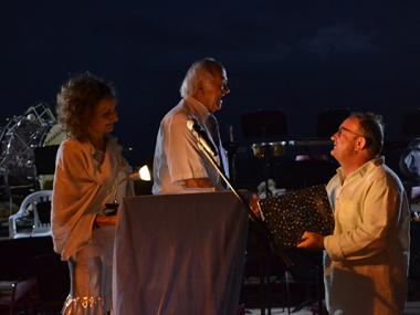 La història dels inicis del turisme i els ritmes de la banda de música marquen l’inici de les festes de s’Illot