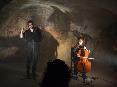 El públic omple els espectacles basats en la narració oral del primer festival emParaular de Manacor