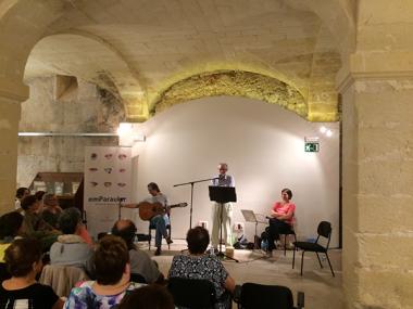 El públic omple els espectacles basats en la narració oral del primer festival emParaular de Manacor