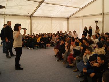 2150  escolars de tot el municipi participen de valent en molts dels preparatius de la festa de Sant Antoni