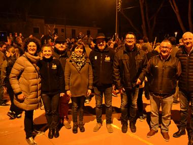 S’Illot i Cales de Mallorca celebren Sant Antoni amb foc, torrades, la visita de desenes de dimonis i ball