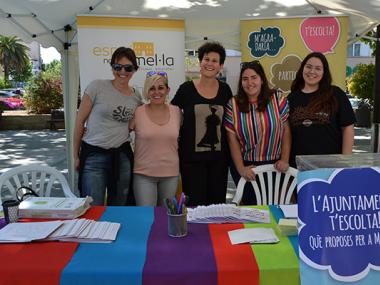 Els joves i les joves mostren les seves inquietuds i com s’organitzen a la I Fira d’Entitats Jovenils de Manacor