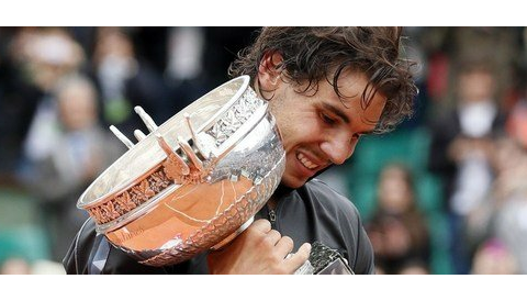 El Ple de la corporació municipal felicita Rafel Nadal per la seva  setena victòria en el Roland Garros