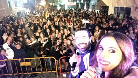 El concert Nadal Col·lectiu i la festa de la nit de Cap d’Any donen una benvinguda multitudinària al 2017