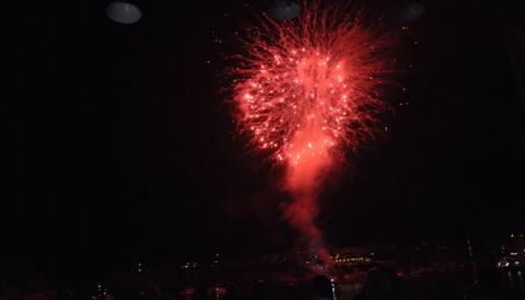 El correfoc i el castell de focs artificials posen el punt i final prop d’un mes de Festes del Carme a Porto Cristo