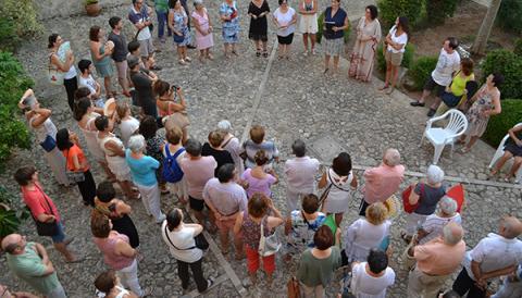 L’exposició 1, 2, 3, mira a càmera! explica com es feien les fotos en els antics estudis de fotografia de Manacor