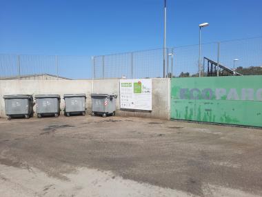 La Brigada Municipal deixà l'entrada de l'EcoParc sense rastre d'escombraries. 