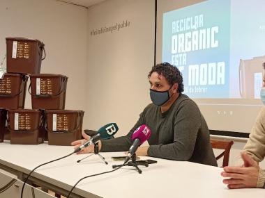 El delegat de Medi Ambient, Sebastià Llodrà, acompanyat del tècnic de Medi Ambient de l'Ajuntament de Manacor, Antoni Pascual.