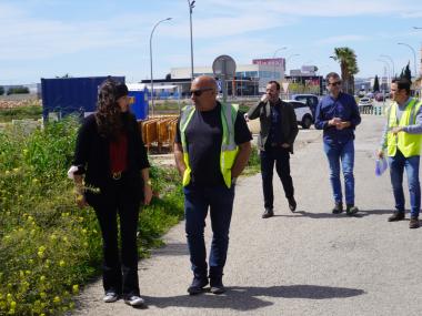 El batle de Manacor, Miquel Oliver, i la delegada d'Urbanisme, Núria Hinojosa, han visitat les obres aquest divendres migdia. 