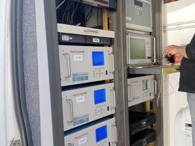 Laboratori mòbil de medició de la qualitat de l'aire instal·lat a Manacor. 