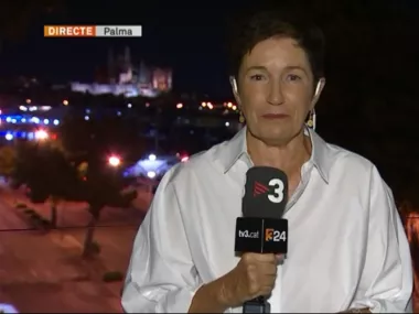 Margalida Solivellas fent la seva darrera crònica per a TV3. CCMA. 