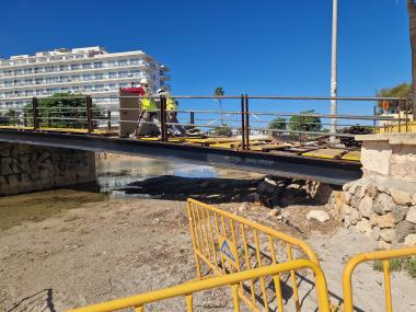 Comencen les obres de remodelació del pont del riuet de s'Illot