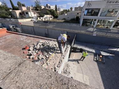 L’Ajuntament de Manacor inicia les obres de la nova coberta amb plaques solars a Na Capellera