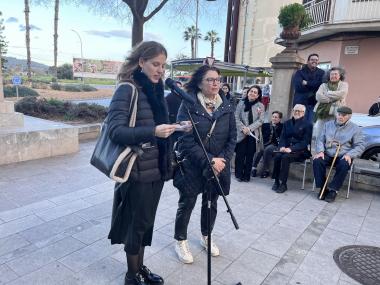 Ofrena floral a Antoni M. Alcover