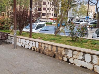 Les obres de millora de la plaça Ramon Llull han començat aquesta setmana. 