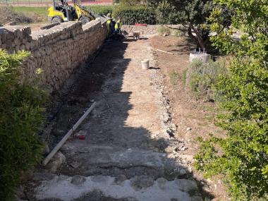 Obres de reforma de l'exterior de la Torre dels Enagistes. 