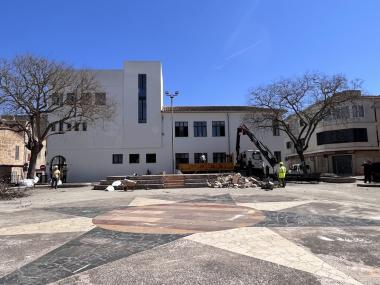 Obres de reforma de la plaça de sa Torre. 