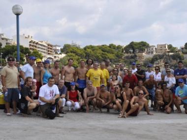 Neteja del fons marí a la platja de Porto Cristo amb el suport de la Delegació de Medi ambient