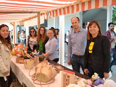 Més de 1.200 alumnes de tota la comarca assisteixen a la Fira que mostra les possibilitats de la Formació Professional Més de 1.200 alumnes de tota la comarca assisteixen a la Fira que mostra les possibilitats de la Formació Professional