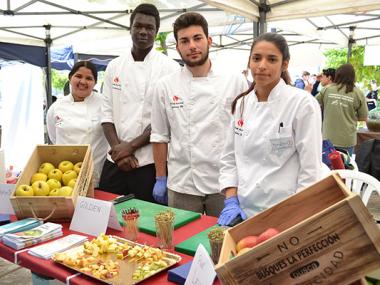Més de 1.200 alumnes de tota la comarca assisteixen a la Fira que mostra les possibilitats de la Formació Professional Més de 1.200 alumnes de tota la comarca assisteixen a la Fira que mostra les possibilitats de la Formació Professional