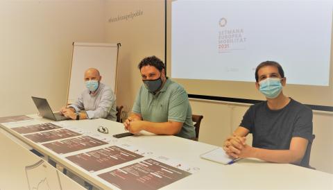  Gaspar Fuster, assessor tècnic; Sebastià Llodrà, delegat de Mobilitat; Antoni Pascual, tècnic municipal de Medi Ambient. 