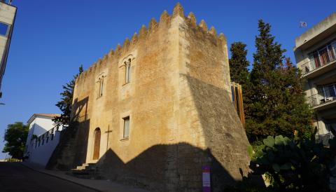 La façana restaurada de la Torre de ses Puntes. 