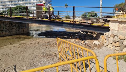 Comencen les obres de remodelació del pont del riuet de s'Illot
