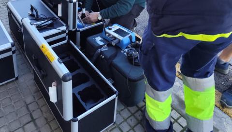 Entre el nou equipament incorporat hi ha geòfons, correladors i un cabalímetre ultrasònic