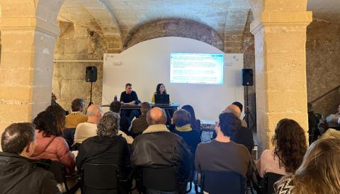 La reunió ha tengut lloc a la seu de la Institució Pública Antoni M. Alcover. 