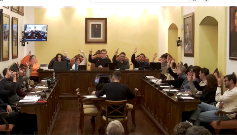 Votació per unanimitat de la moció. 